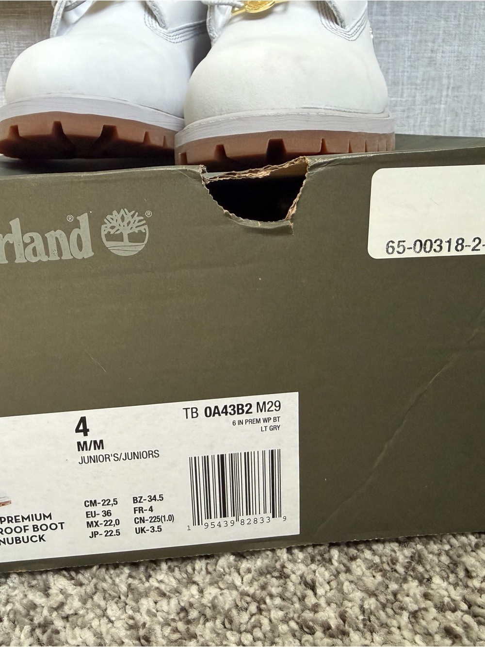 Timberland White Kids Boot with Gold Eyelets and Brown Sole - Picture 4 of 4